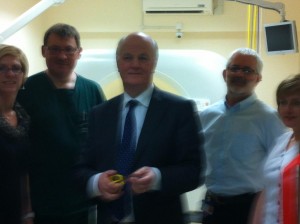 Gerry McManus, West/North West Hospital Group Board Member & Chairperson of Friends of SRH, Patient forumn Opening the new CT Scanner at SRH.